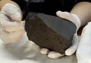 В Нидерландах на сарай упал метеорит возрастом 4,5 млрд лет