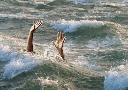 В Баку в море утонули два человека (Обновлено)