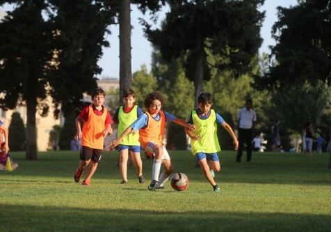 В парке Центра Гейдара Алиева состоялся турнир по футболу среди детей (Фото)