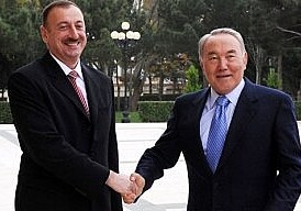 Ильхам Алиев поздравил Нурсултана Назарбаева