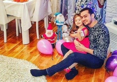 Азербайджанский певец снова стал отцом