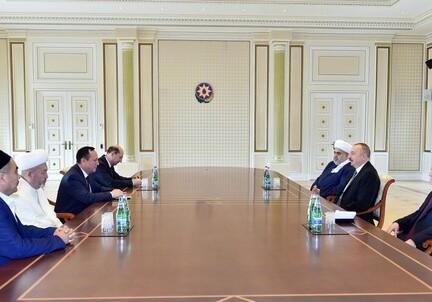 Президент Азербайджана принял узбекскую делегацию (Фото)