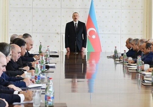 Президент Азербайджана провел заседание Кабмина, посвященное итогам первой половины 2017 года (Фото-Обновлено)