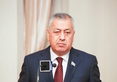 Вахид Ахмедов: «До конца года манат останется стабильным»