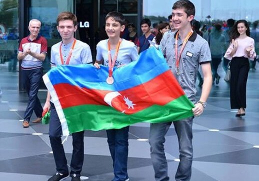 Азербайджанские школьники стали лучшими на Международной олимпиаде по химии