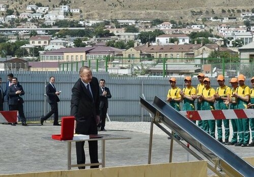 Президент Азербайджана заложил фундамент третьего здания для журналистов (Фото)