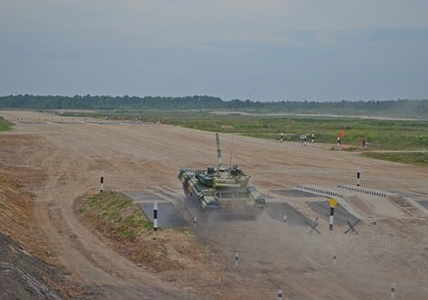 Азербайджанские танкисты приняли участие в первом этапе конкурса «Танковый биатлон» (Фото)