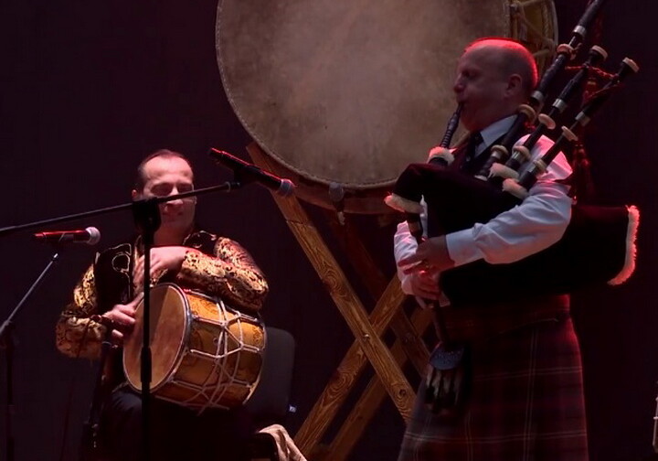 Потрясающий синтез азербайджанской и шотландской музыки (Видео)