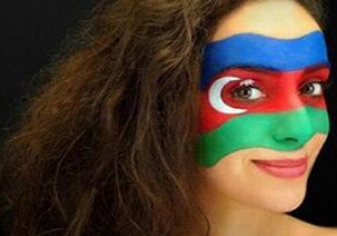56% азербайджанцев считают себя счастливыми