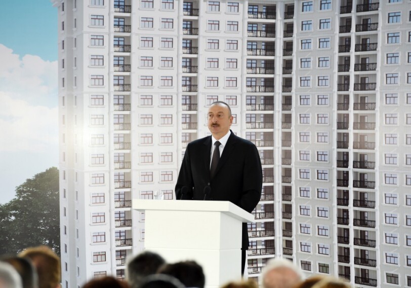 Награжденные квартирами работники медиа выражают признательность Президенту Азербайджана