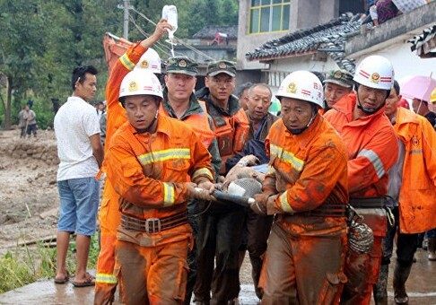 В Китае произошло мощное землетрясение, сообщается о сотнях возможных жертв