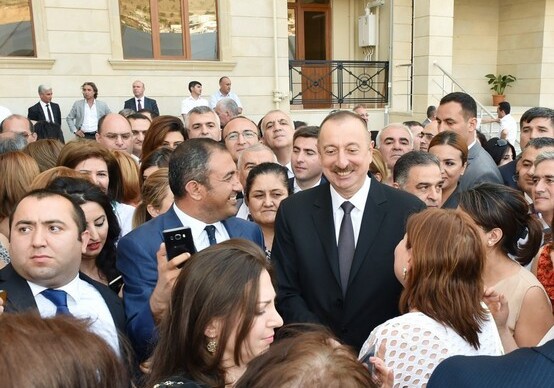 Журналистские коллективы продолжают направлять письма благодарности Президенту Азербайджана