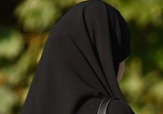 В Калифорнии мусульманка отсудила $85 тысяч за просьбу полицейских снять хиджаб
