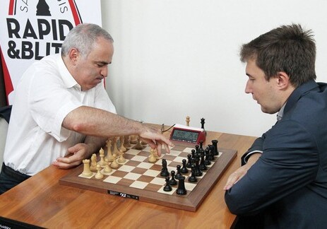 Каспаров отметил возвращение в большие шахматы тремя ничьими