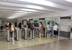 Завершился ремонт вестибюля станции метро «Нефтчиляр» в Баку