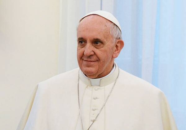 Папа Римский Франциск ходил к психоаналитику
