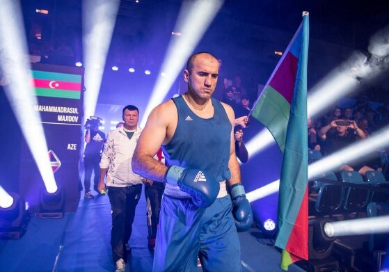 Боксер Магомедрасул Меджидов стал трехкратным чемпионом мира (Видео) 