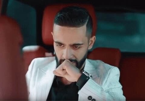 Снятый в Баку ролик Гусейна Гасанова стал хитом в сети (Видео)