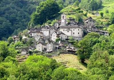 Самую маленькую деревню Швейцарии превратят в отель