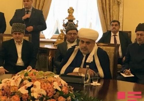 Аллахшукюр Пашазаде пригласил Патриарха Кирилла посетить армянскую церковь в Баку