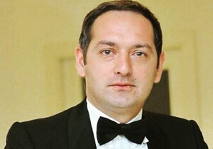 В Баку ограбили квартиру актера