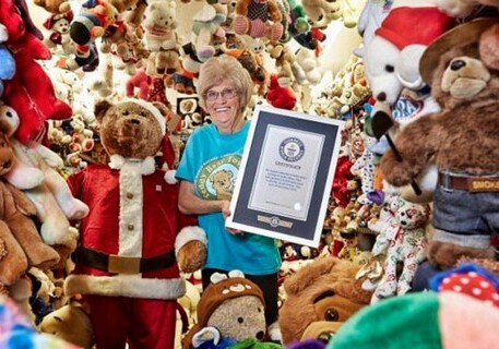 68-летняя пенсионерка побила мировой рекорд, собрав коллекцию из 8 тысяч мишек (Фото)