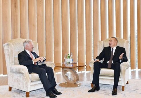 Ильхам Алиев встретился с Аланом Дунканом