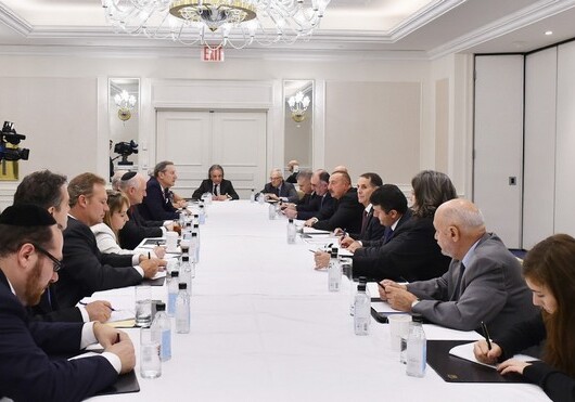 Президент Азербайджана встретился с представителями еврейских организаций Америки
