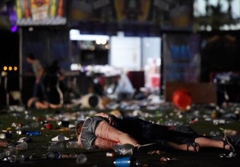 Стрельба в Лас-Вегасе стала крупнейшей в истории США по числу жертв (Видео)