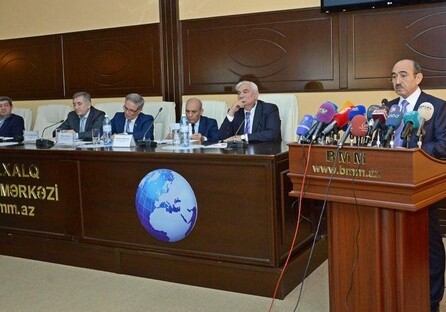 Обсуждена роль СМИ в защите и развитии азербайджанского литературного языка
