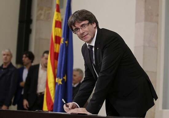 Глава Каталонии подписал декларацию независимости