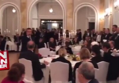 Глава МИД Сербии спел на турецком для Эрдогана (Видео)
