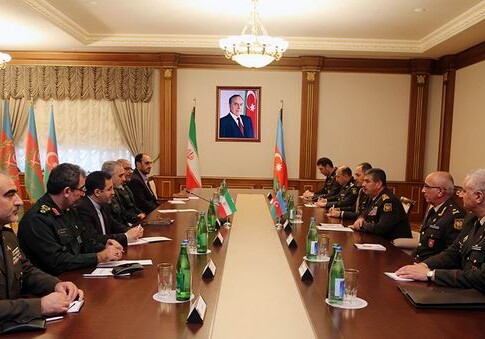 Азербайджан и Иран обсудили вопросы военного сотрудничества (Фото)