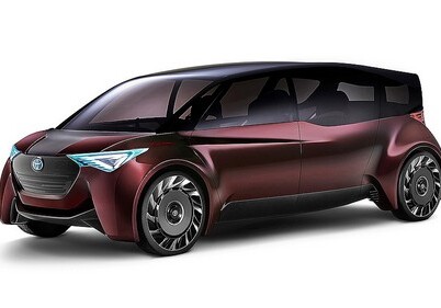 Toyota показала минивэн с водородным двигателем нового поколения (Фото)