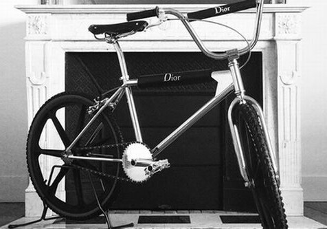 Dior анонсировал выпуск велосипеда