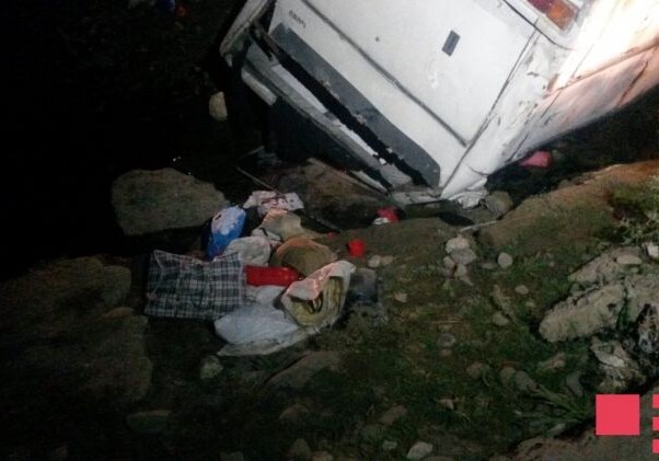 В Геранбое перевозивший хлопкоробов автобус упал с моста: пострадали 20 человек  - Список пострадавших (Добавлено)