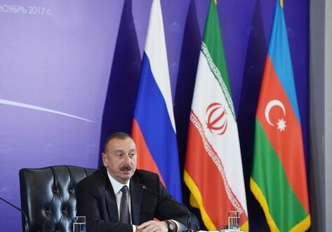 Азербайджан предоставит Ирану кредит в $500 млн на строительство железной дороги Астара-Решт