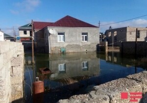 В трех районах Баку активизировался процесс затопления