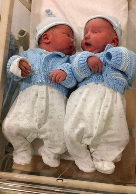 33-летняя домохозяйка родила самых тяжелых близнецов в Англии (Фото)