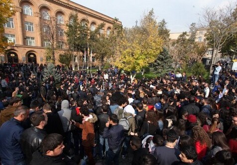 В Ереване проходит студенческая акция протеста (Фото)