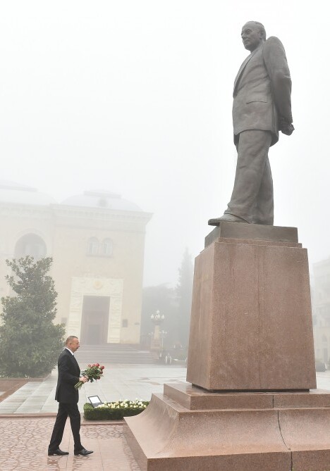 Президент Азербайджана прибыл в Гянджу (Фото)