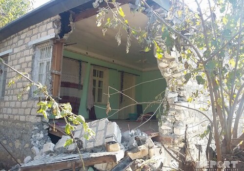 В результате землетрясения пострадало около 300 домов в Бардинском, Агдамском и Тертерском районах (Фото)