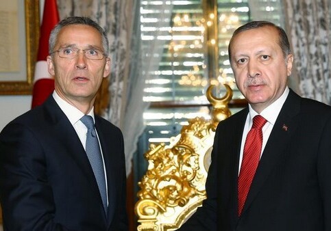 Генсек НАТО принес извинения президенту Турции за инцидент на учениях альянса