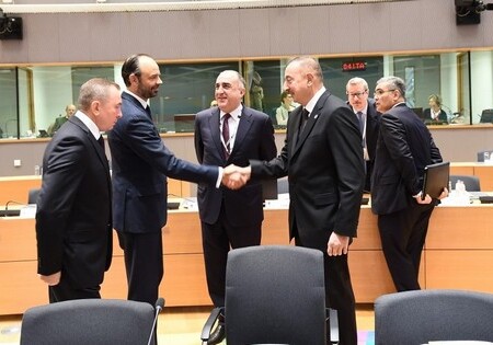 Президент Азербайджана принял участие в саммите «Восточного партнерства» (Фото-Обновлено)