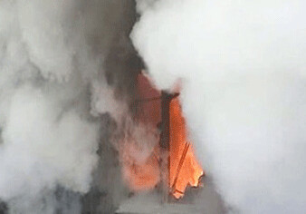Пожар в бакинской высотке: двое  жильцов отравились дымом, 10 человек эвакуировано