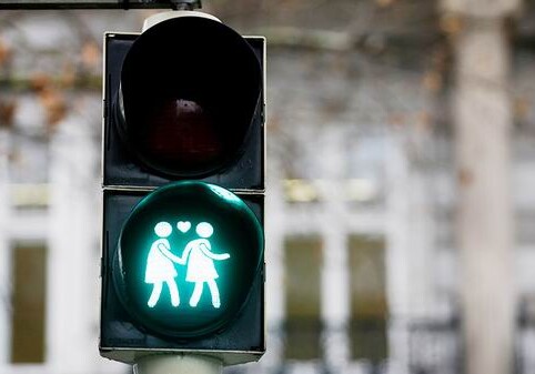 В Австрии узаконили браки между однополыми парами
