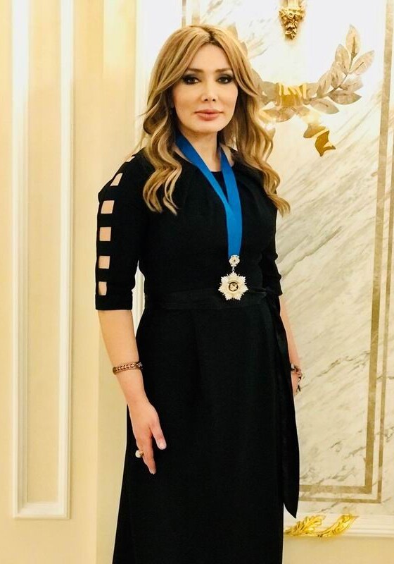 Фахрия Халафова награждена российским орденом «Служение искусству» - Впервые работы азербайджанского дизайнера в Эрмитаже (Фото)