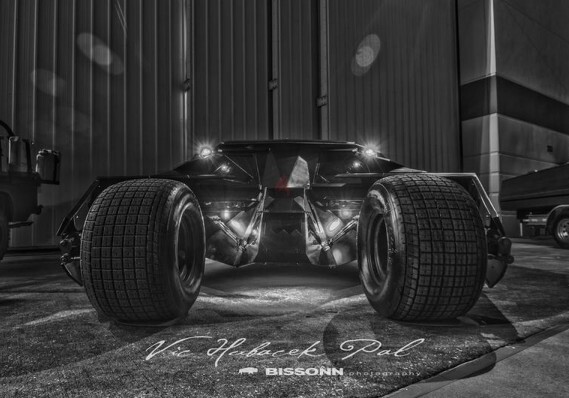 Дубае на продажу выставлен автомобиль Бэтмена 