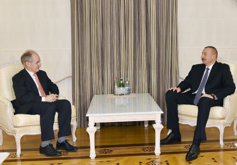 Президент Ильхам Алиев принял старшего вице-президента компании IBM Global Market