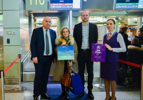 Пассажирка AZAL стала 18-миллионным пассажиром «Внуково»